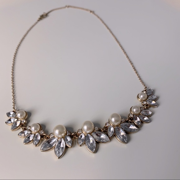 Pearl Crystal Petal Gemstone Princess Necklace Chic Elegant Jewelry Accessories - Picture 3 of 3